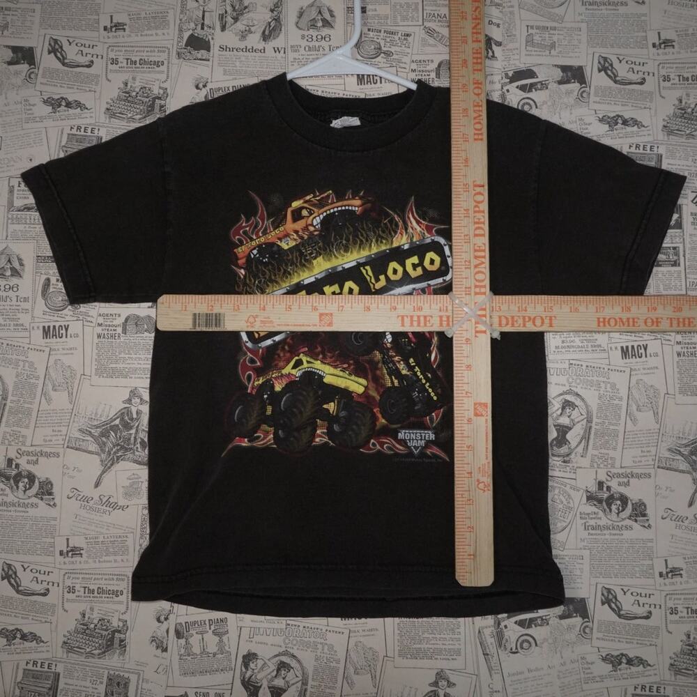 S - Vintage Y2K American Vintage T-Shirts description size